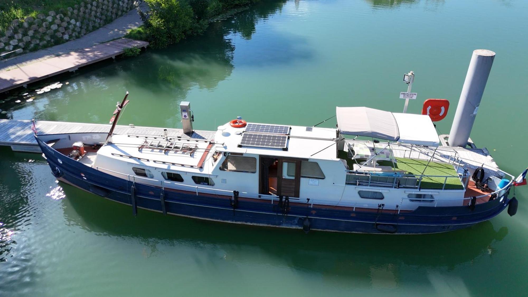 Spicy - Sejour Insolite Sur La Marne โม ภายนอก รูปภาพ